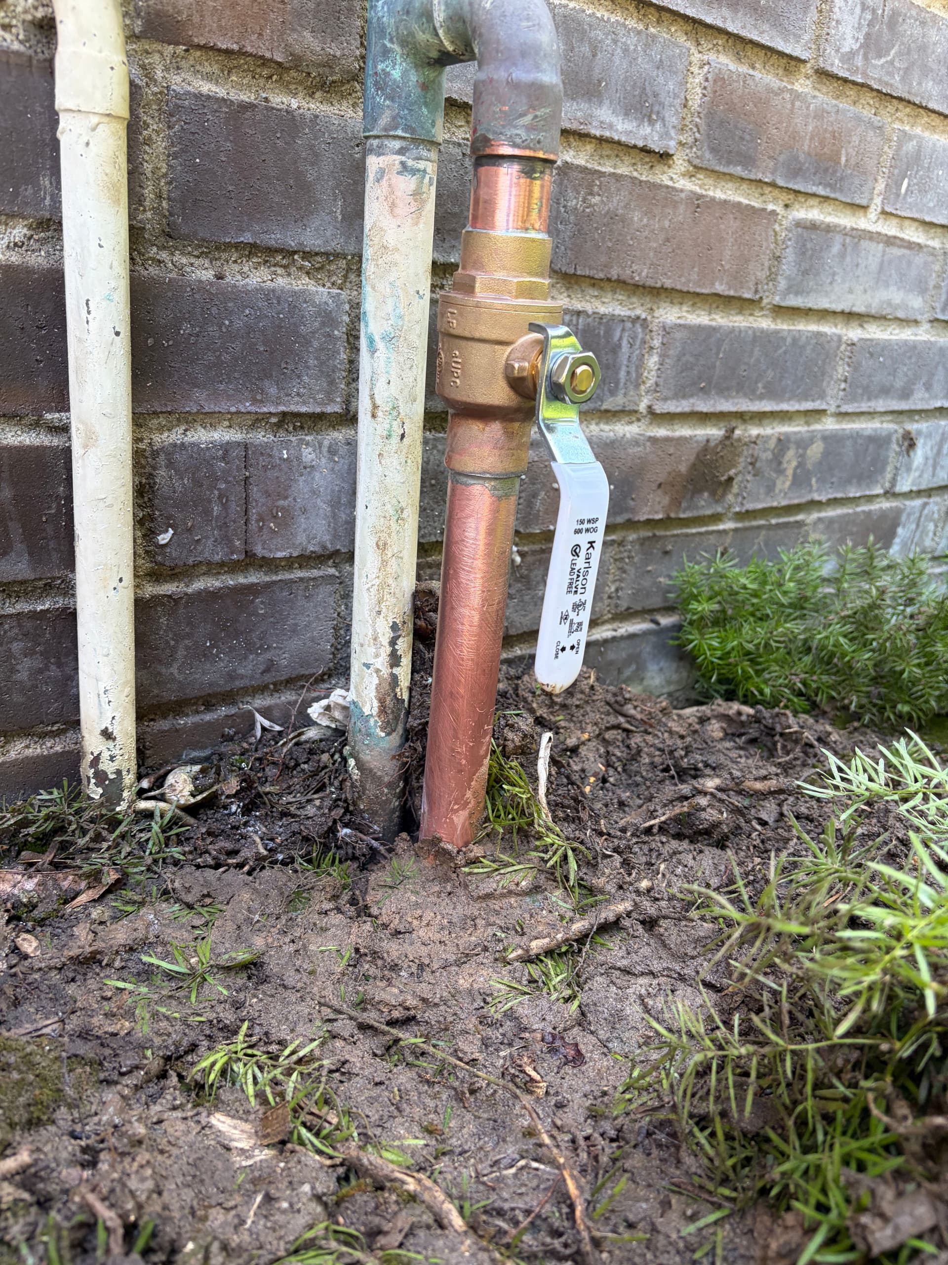 Gallery photos for Water Service Leak Stopped with New Copper Pipe and Ball Valve: Image #1