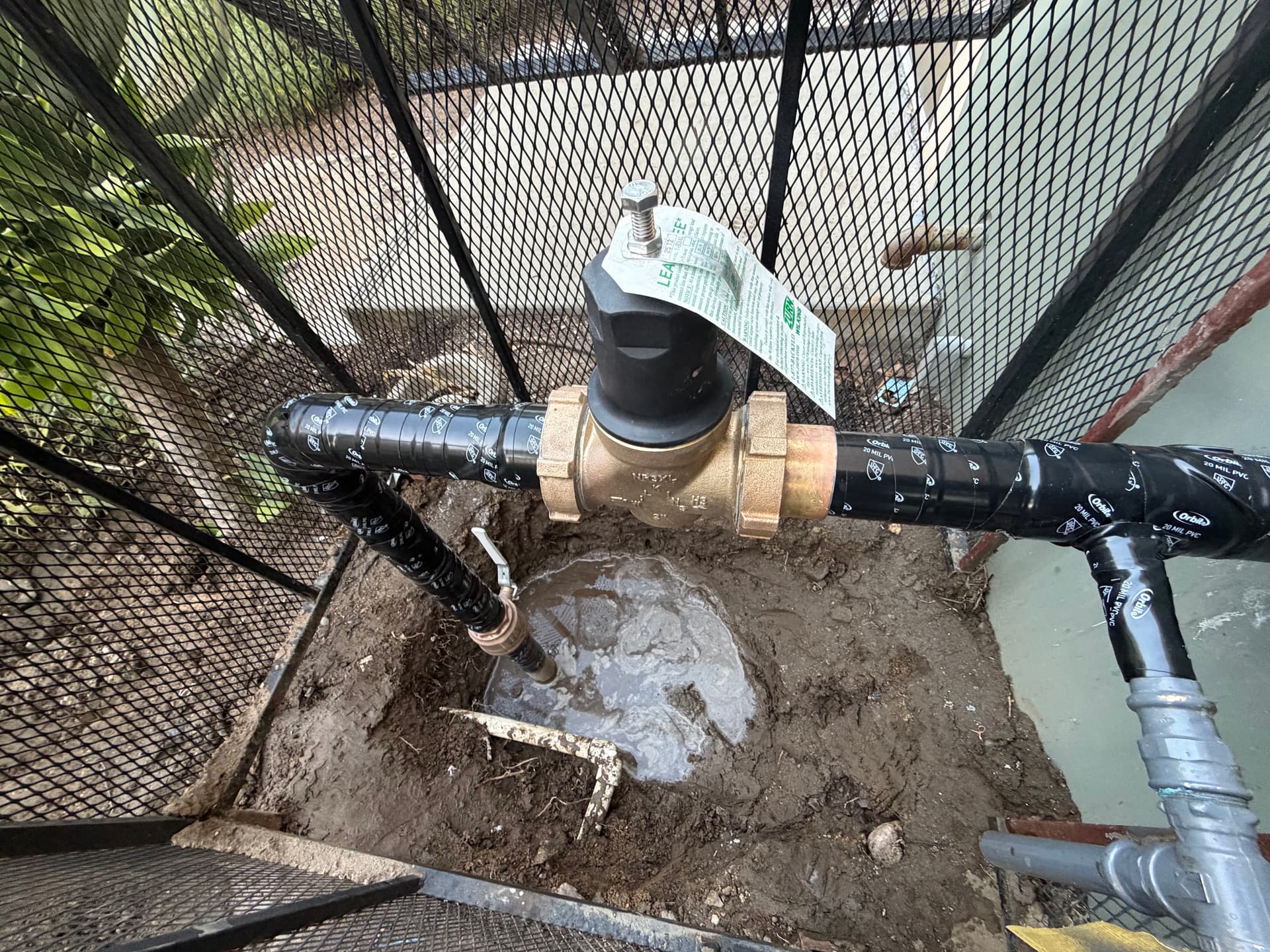 Gallery photos for Emergency Water Service Repair Gets a Building Back Online Fast: Image #2